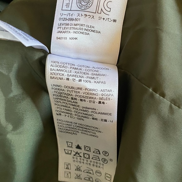 Levi’s Flight Jacket - Picture 7 of 7
